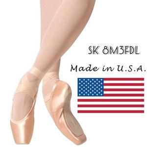 Gaynor Minden Pointe Shoes